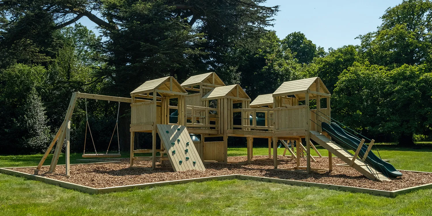 Wood chip & play bark image